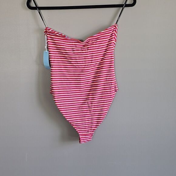 NWT Forever 21 are White & Blue Striped Summer Coastal Cute Strapless Bodysuit  - Picture 2 of 8